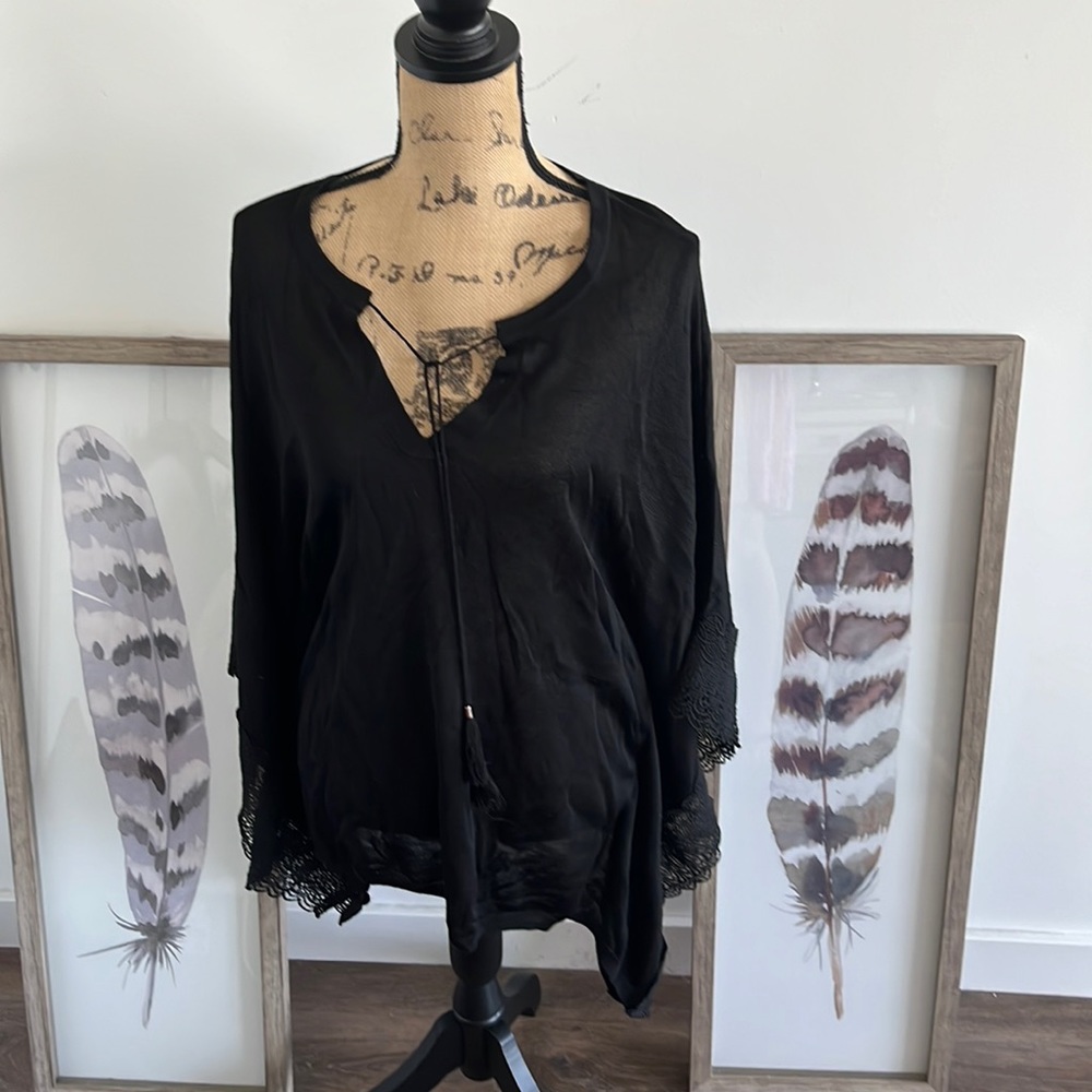 Black dolman wrap